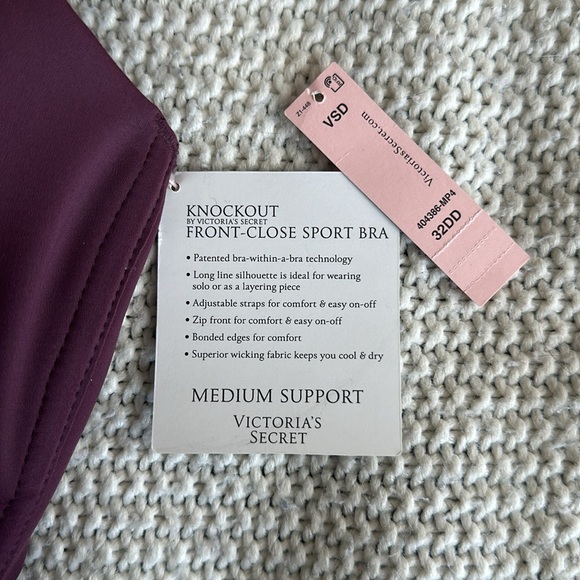 Front-Close Sports Bra by Victoria Secret - Picture 7 of 7